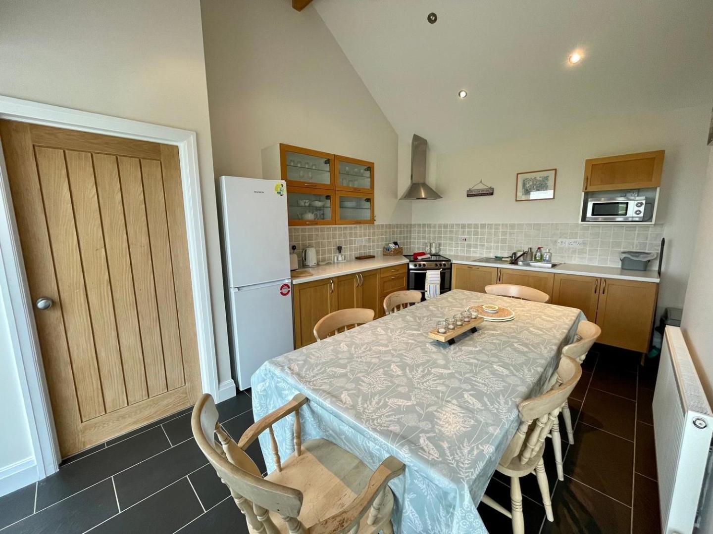 Cosy Barn With Views In Wick Vale Of Glamorgan Exteriér fotografie